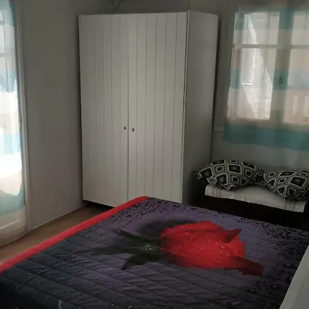 Flag شقة بولونيا